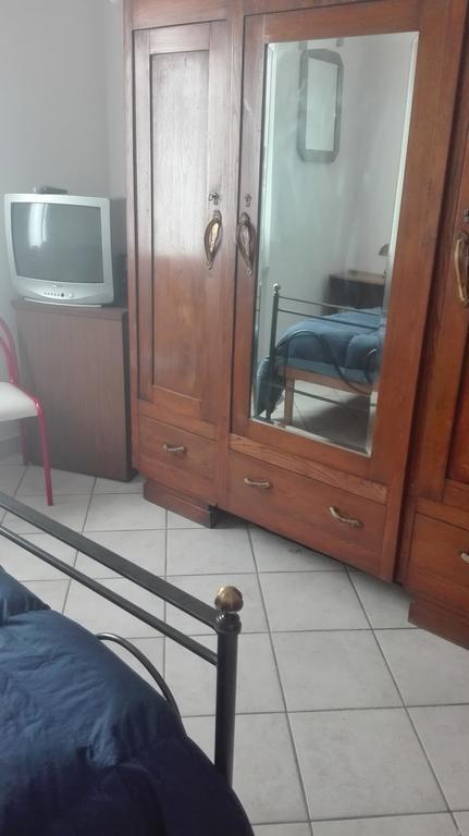 Da Gabry Apartment Licciana Nardi Bagian luar foto